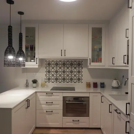 Apartament Poli Poli Apartment